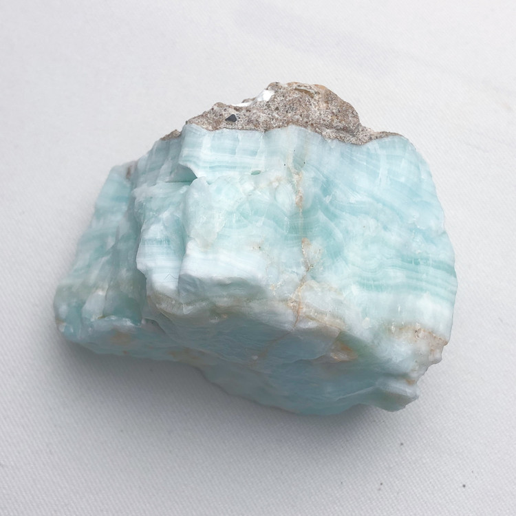 اراگونیت ابی