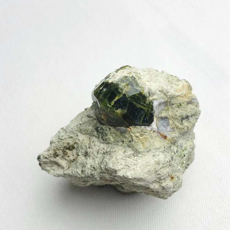 گارنت دمانتوئید