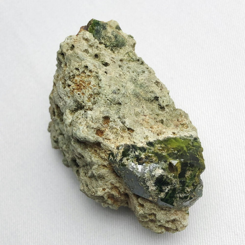 گارنت دمانتوئید