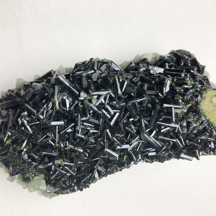 قیمت سنگ اپیدوت