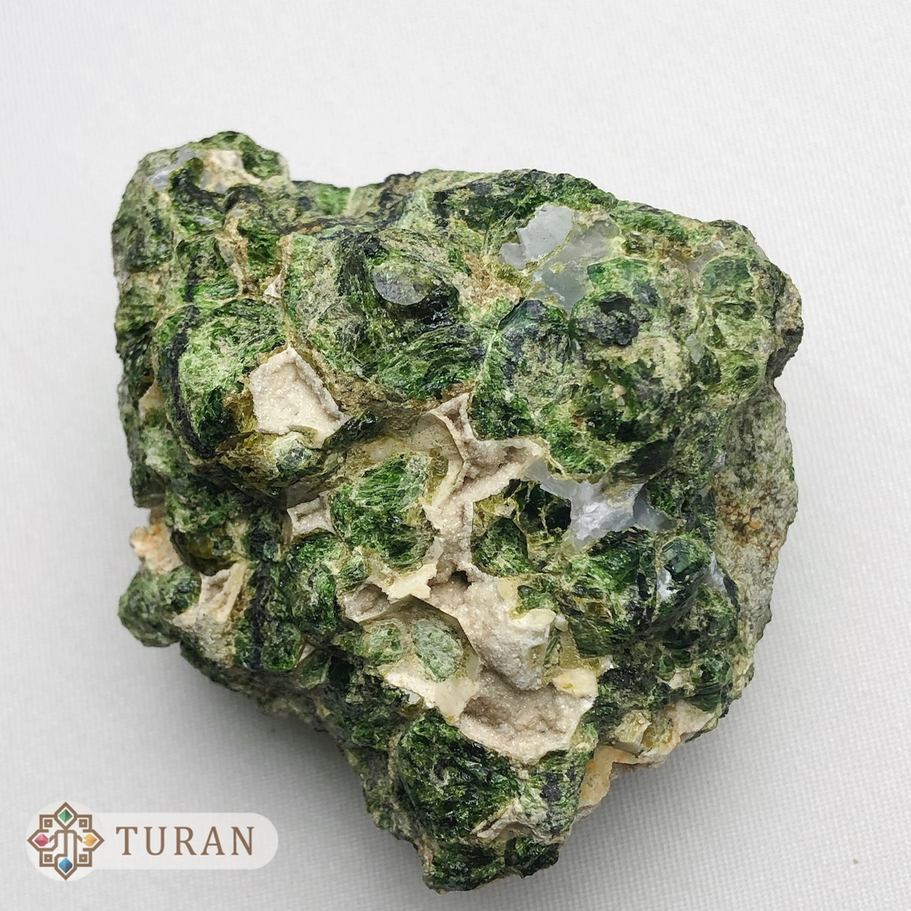 گارنت دمانتوئید