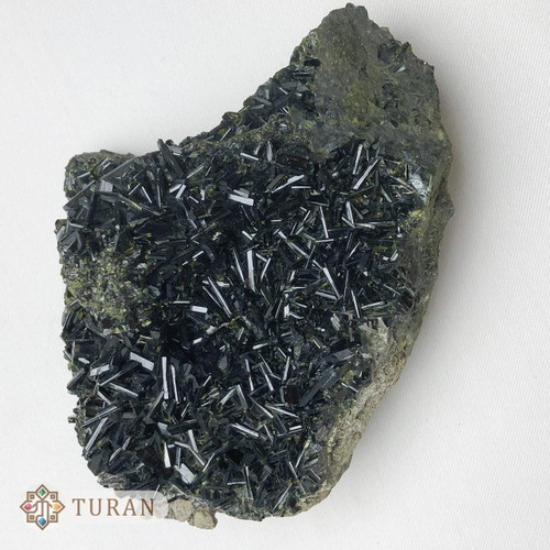سنگ راف اپیدوت کلکسیونی طبیعی 837 گرم