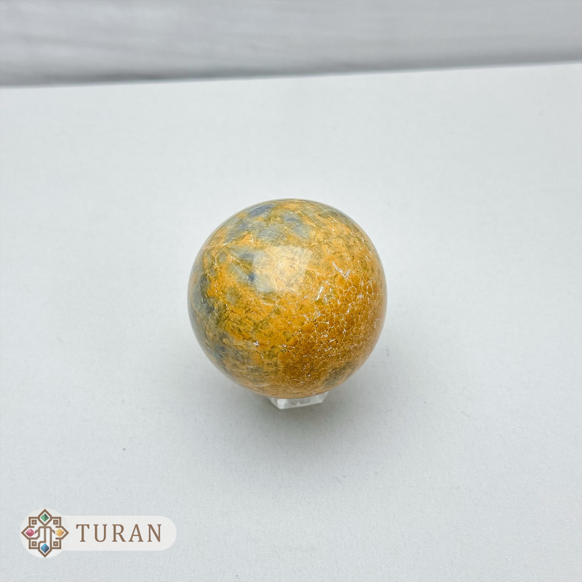 گوی سنگ آراگونیت طبیعی قطر 5 سانتی متر با پایه 192 گرم